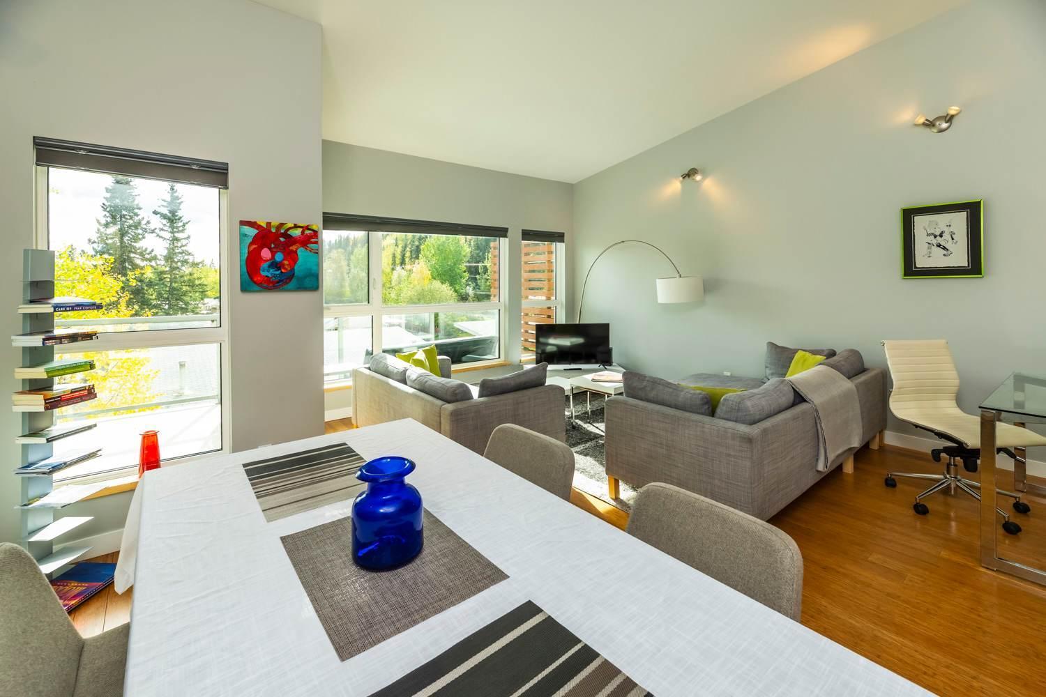 Nn - The Kit 4 - Downtown 1-Bed 1-Bath Villa Whitehorse Exterior photo