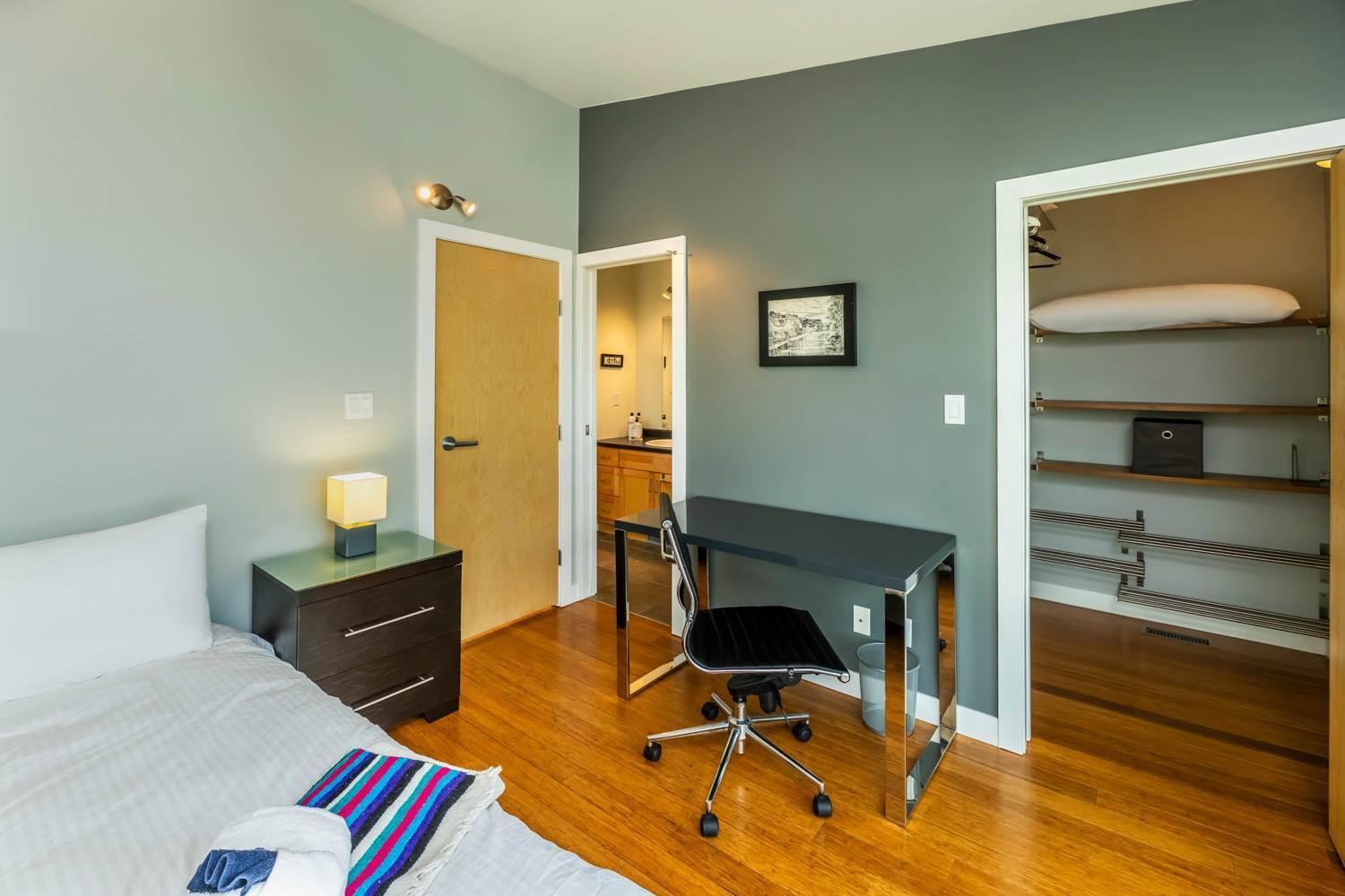 Nn - The Kit 4 - Downtown 1-Bed 1-Bath Villa Whitehorse Exterior photo
